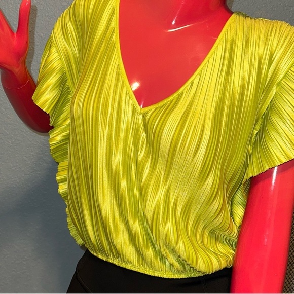 Zara Tops - Zara Lime Green Neon